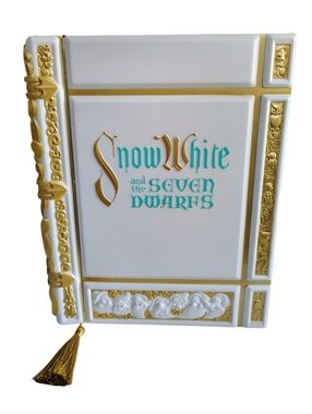 Disney Parks Snow White & The Seven Dwarfs Storybook Journal Replica  KK